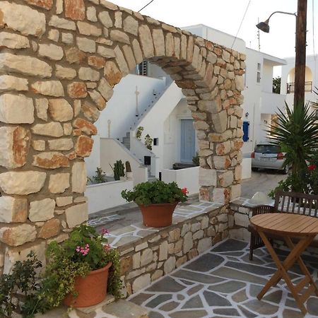 Studios Maria In Naoussa Paros 2-4 Persons Exterior photo