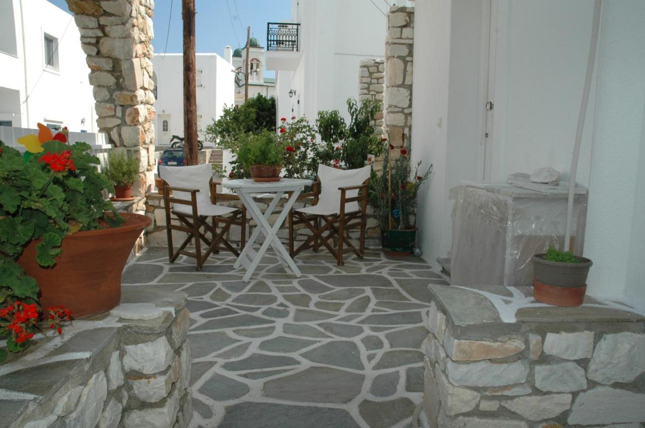 Studios Maria In Naoussa Paros 2-4 Persons Exterior photo