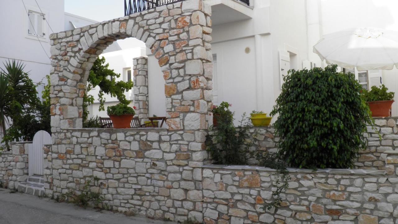 Studios Maria In Naoussa Paros 2-4 Persons Exterior photo